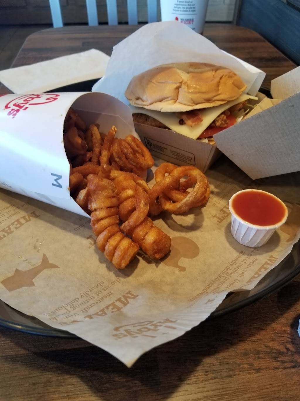 Arbys | restaurant | 4950 N Garland Ave, Garland, TX 75040, USA | 9723799810 OR +1 972-379-9810