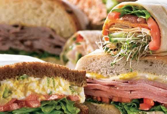 Druxys Famous Deli | restaurant | 399 Bathurst St, Toronto, ON M5T 2S8, Canada | 4166039408 OR +1 416-603-9408