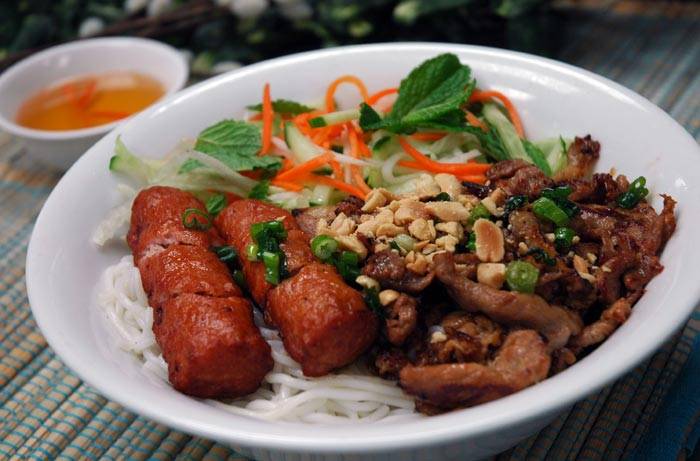 Pho Saigon 1 | restaurant | 21701 Devonshire St A, Chatsworth, CA 91311, USA | 8187092066 OR +1 818-709-2066