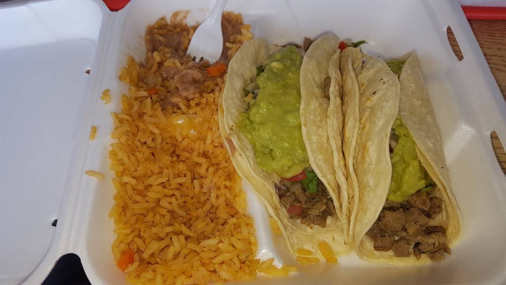 Arsenios | restaurant | 3760 W Shields Ave, Fresno, CA 93722, USA | 5592772702 OR +1 559-277-2702