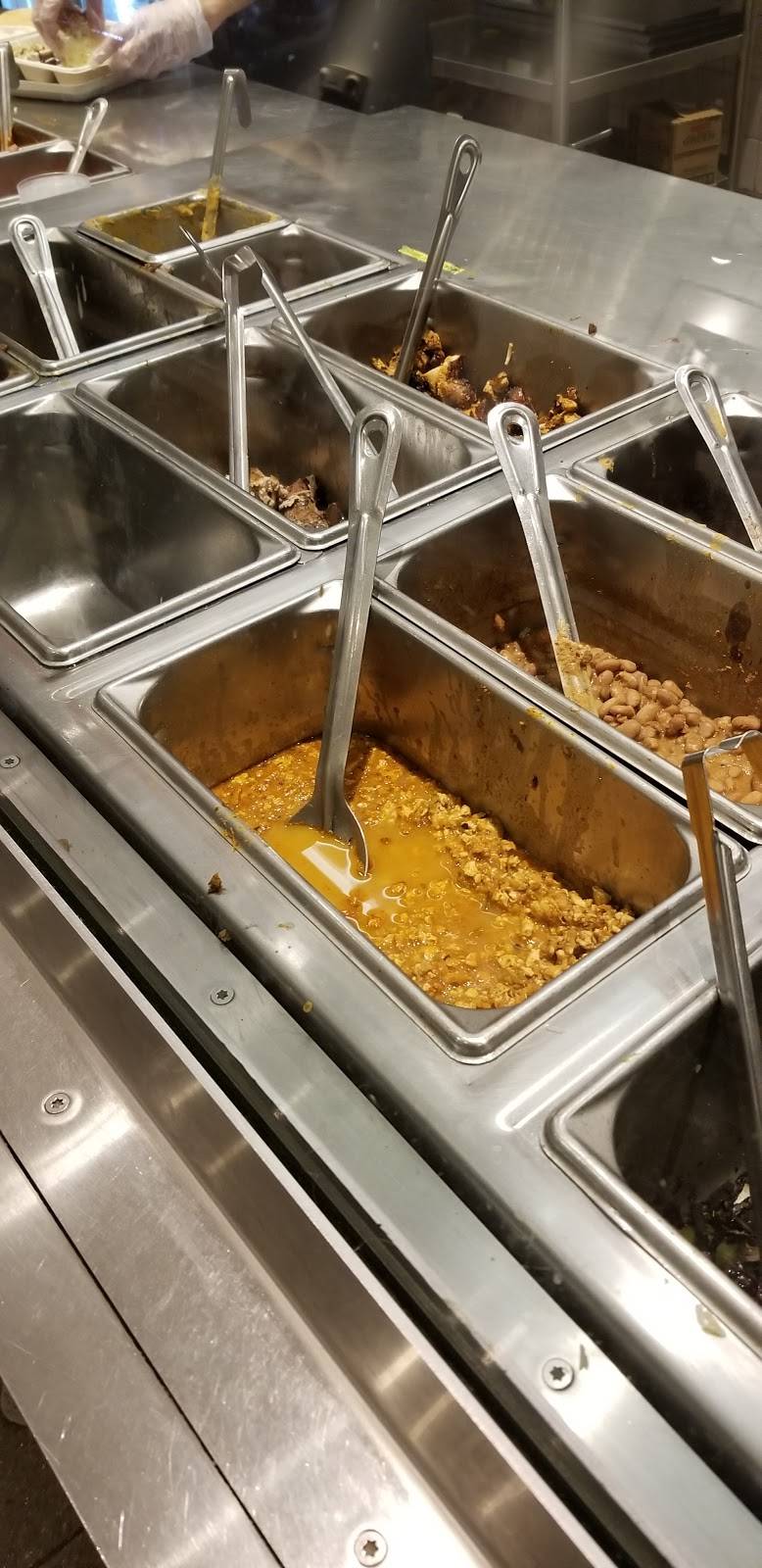 Chipotle Mexican Grill | restaurant | 93 Turnpike St, North Andover, MA 01845, USA | 9786881883 OR +1 978-688-1883