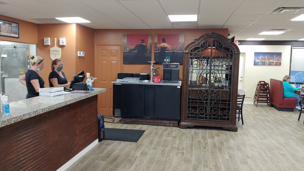 Mamma Mias Pizza | restaurant | 755 N 14th St, Leesburg, FL 34748, USA | 3523260101 OR +1 352-326-0101