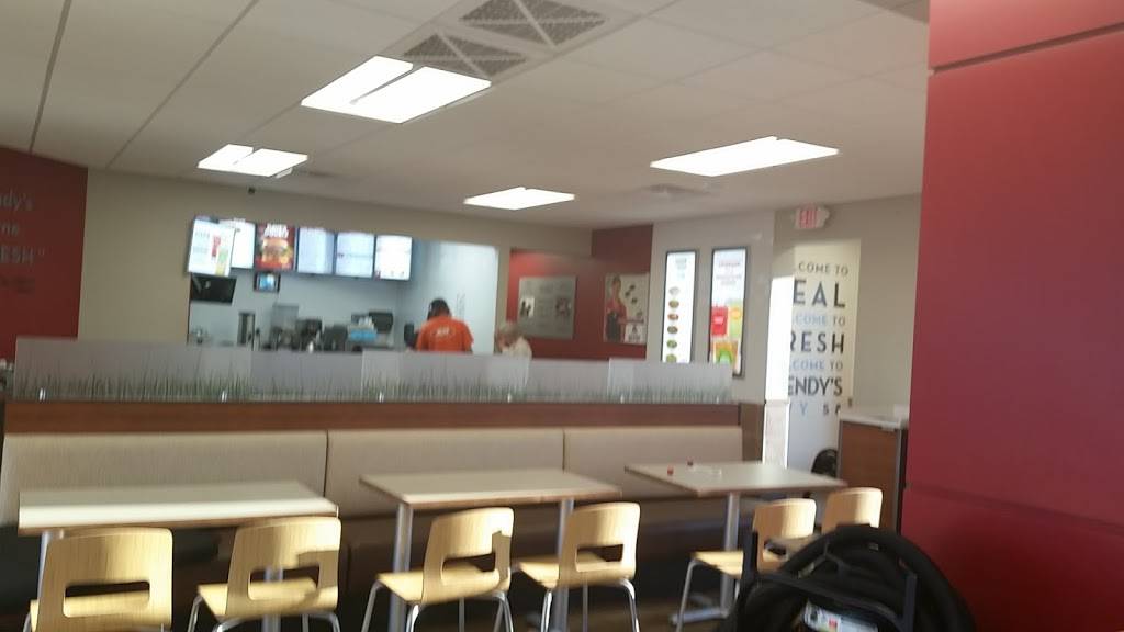 Wendys | restaurant | 4500 TN-58, Chattanooga, TN 37416, USA | 4238943587 OR +1 423-894-3587