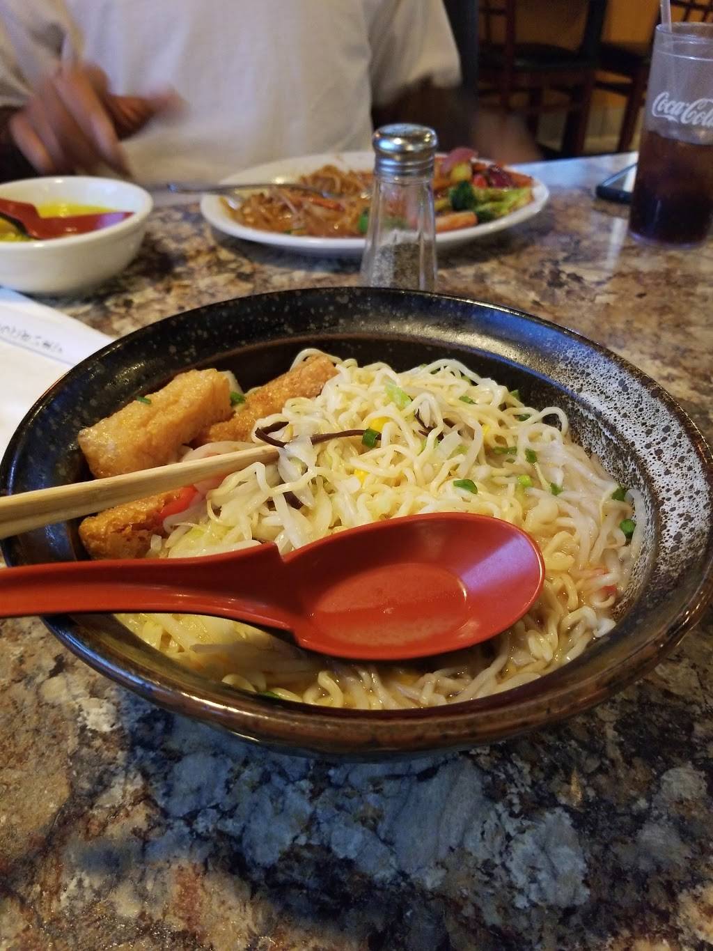 Ushio Ramen House | restaurant | 3558 W Hammer Ln, Stockton, CA 95219, USA | 2099551590 OR +1 209-955-1590