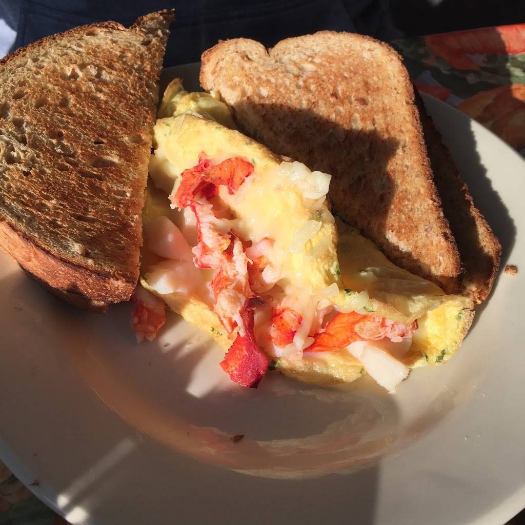 SeaGull Restaurant & Gift | restaurant | 3119 Bristol Rd, New Harbor, ME 04554, USA | 2076772374 OR +1 207-677-2374