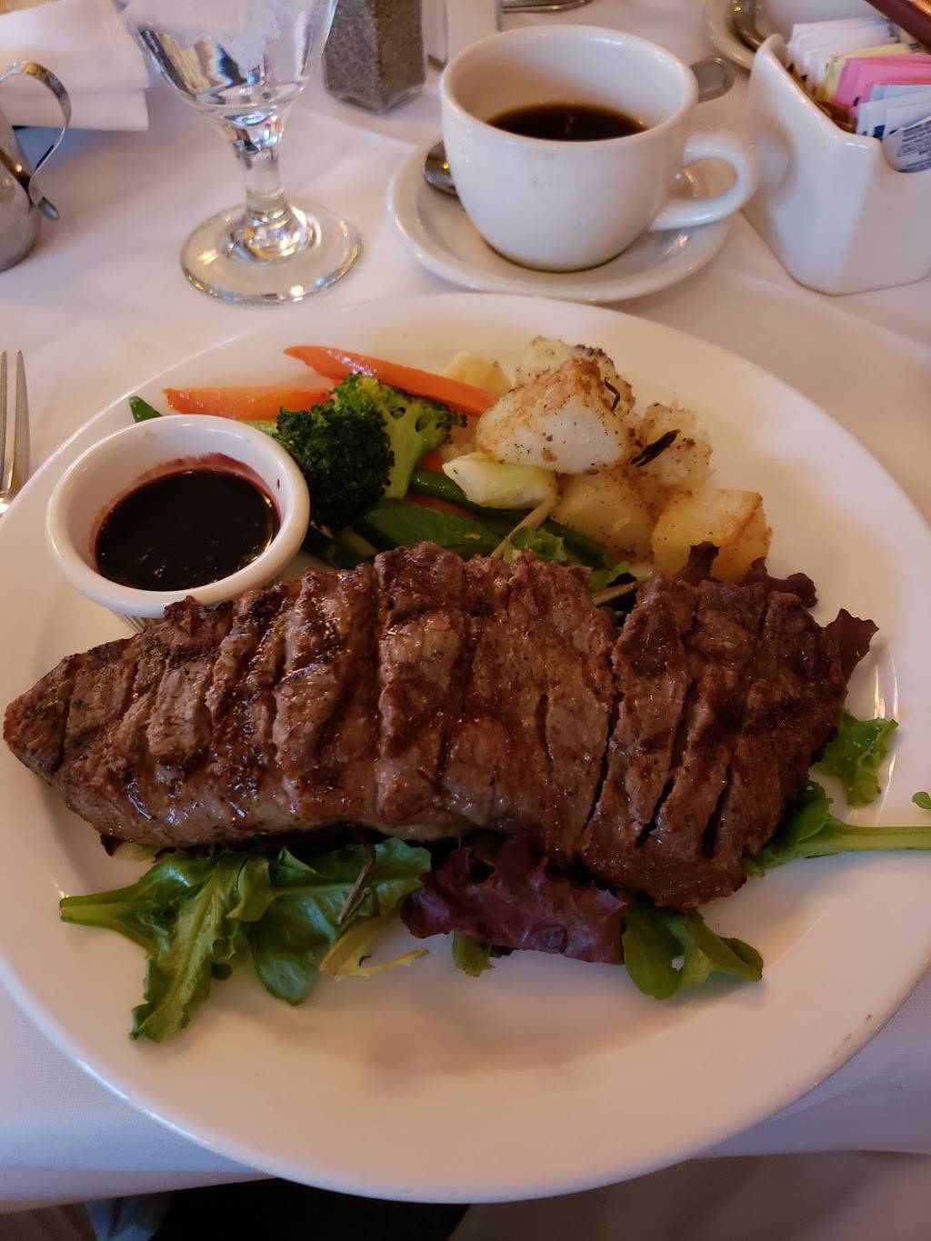 Luna Rossa | restaurant | 10 Via Bel Canto, Henderson, NV 89011, USA | 7025689921 OR +1 702-568-9921