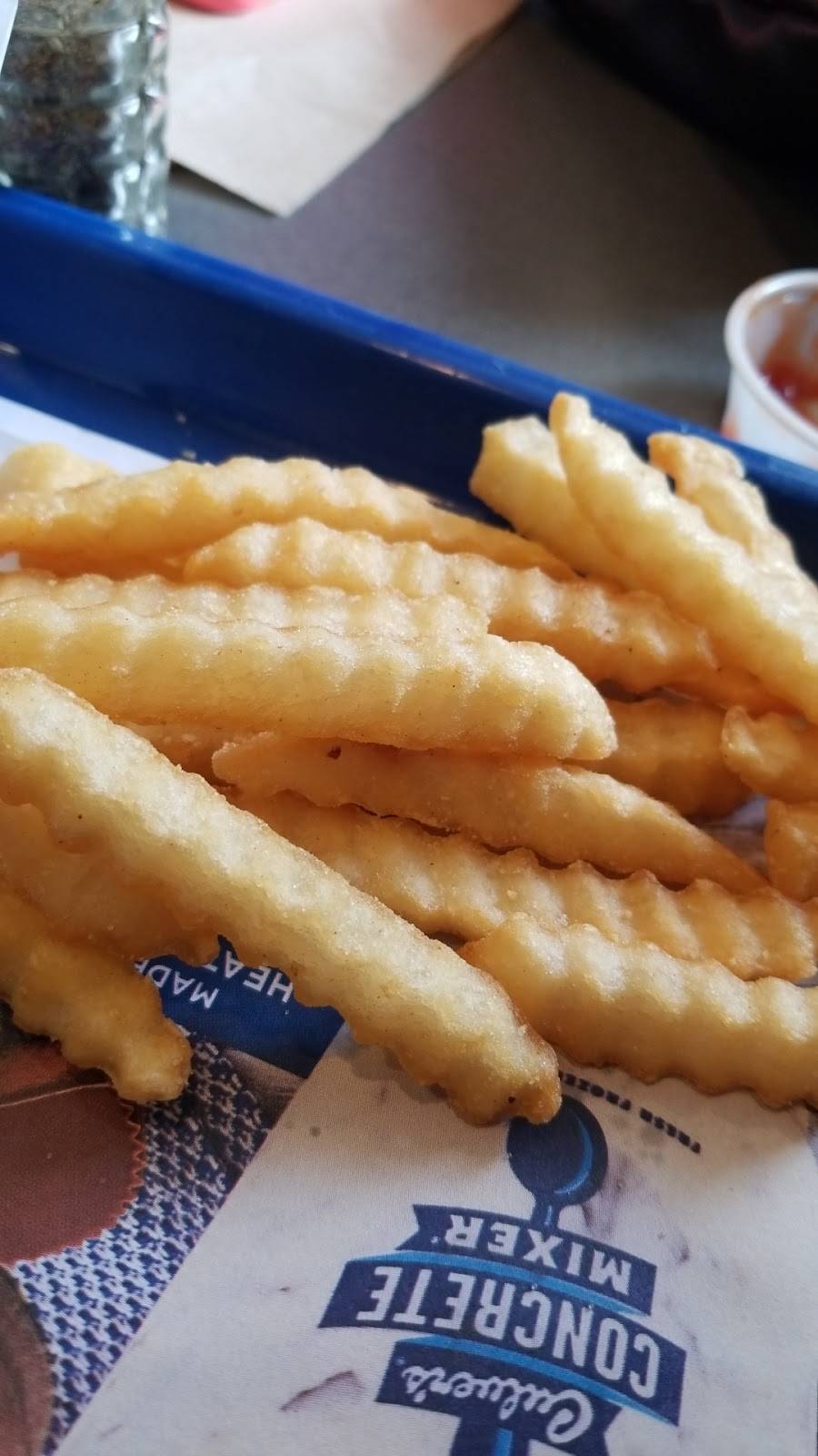 Culvers | restaurant | 10200 Big Bend Rd, St. Louis, MO 63122, USA | 3148211800 OR +1 314-821-1800