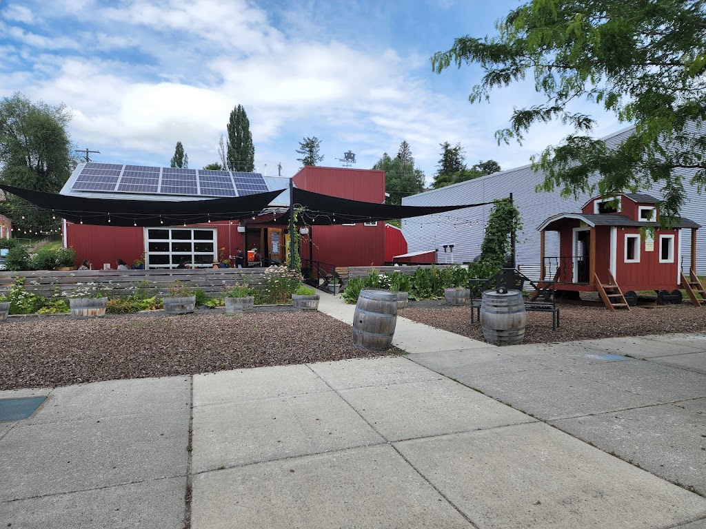 Palouse Caboose Bar And Grill | restaurant | 110 N Beach St, Palouse, WA 99161, USA | 5098781704 OR +1 509-878-1704