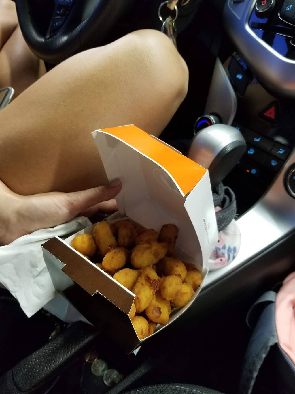 A&W Drive In-Kent | restaurant | 1124 W Main St, Kent, OH 44240, USA | 3306736912 OR +1 330-673-6912