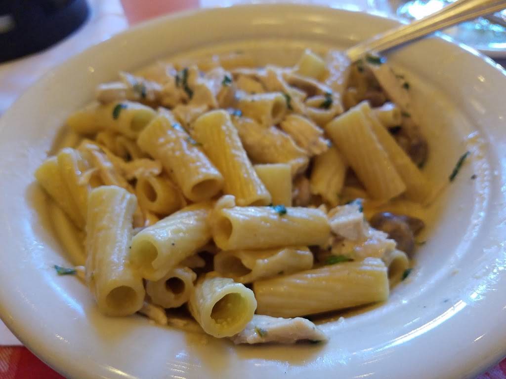 Maggianos Little Italy | restaurant | Promenade, 16405 N Scottsdale Rd, Scottsdale, AZ 85254, USA | 4803334100 OR +1 480-333-4100