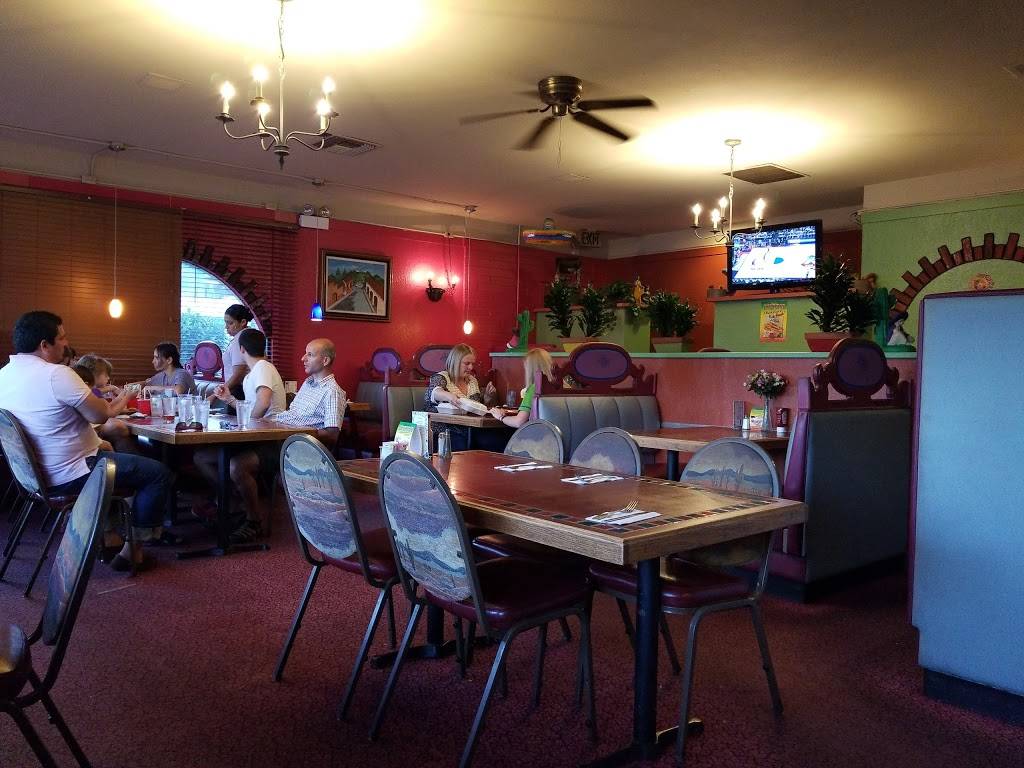 La Corona Mexican Restaurant | restaurant | 13520 100th Ave NE #10th, Kirkland, WA 98034, USA | 4258202709 OR +1 425-820-2709