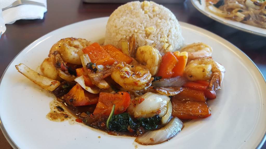 Chow Thai | restaurant | 426 1/2 B Shrewsbury St, Charleston, WV 25301, USA | 6812653800 OR +1 681-265-3800