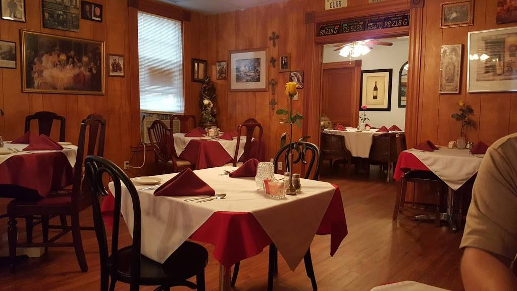 Villa Italia | restaurant | 603 N Thompson St, Conroe, TX 77301, USA | 9365395599 OR +1 936-539-5599