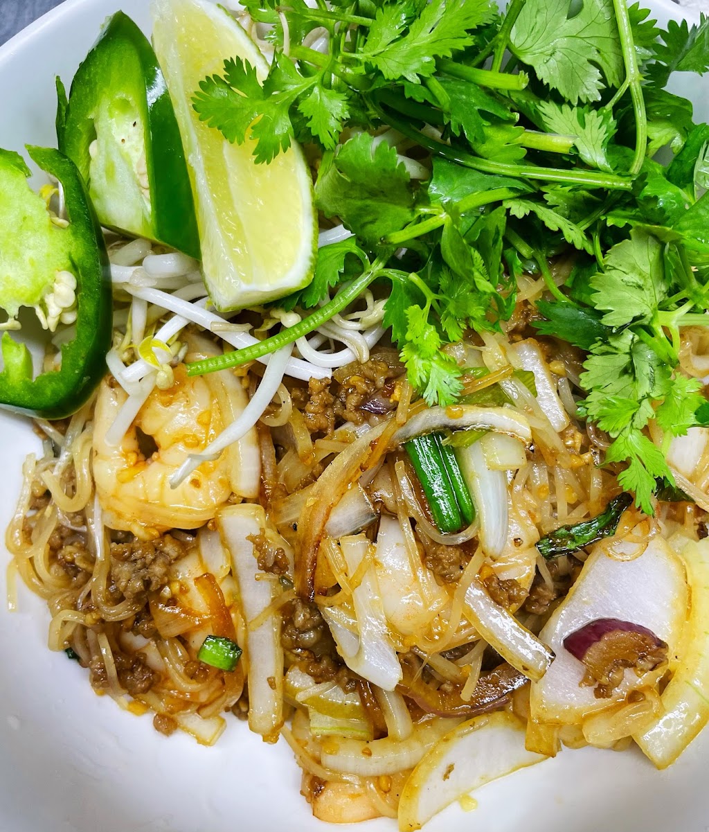 Pho Lan KC | restaurant | 315 Cherry St, Kansas City, MO 64106, USA | 8164718468 OR +1 816-471-8468