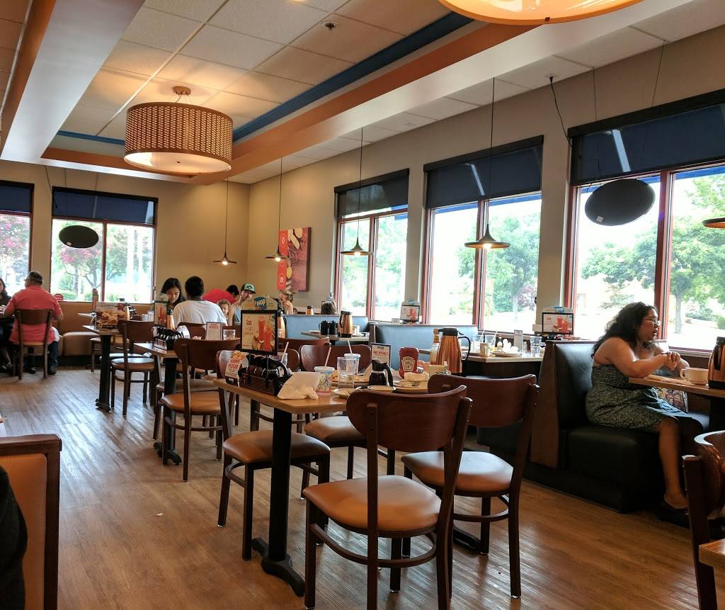IHOP | restaurant | 1012 Miller Ave, San Jose, CA 95129, USA | 4088630289 OR +1 408-863-0289