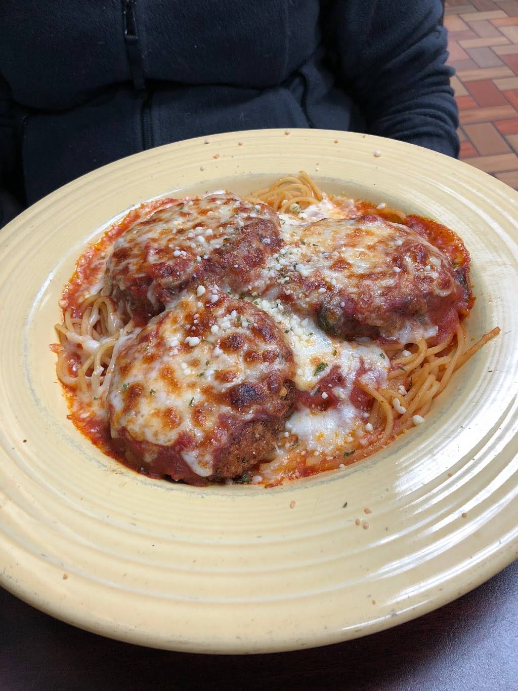 Pandora Italian and Greek restaurant | restaurant | 1560 Fairgrove Church Rd SE, Conover, NC 28613, USA | 8284695131 OR +1 828-469-5131