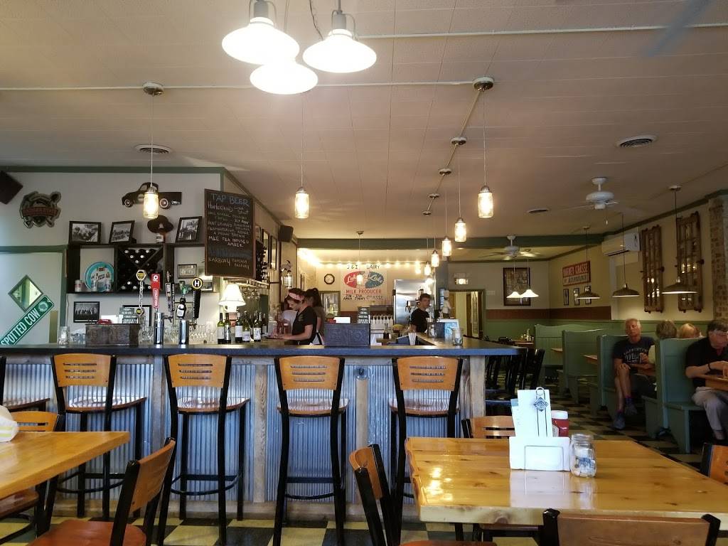 Grasses Grill | restaurant | 10663 N Bay Shore Dr, Sister Bay, WI 54234, USA | 9208541125 OR +1 920-854-1125