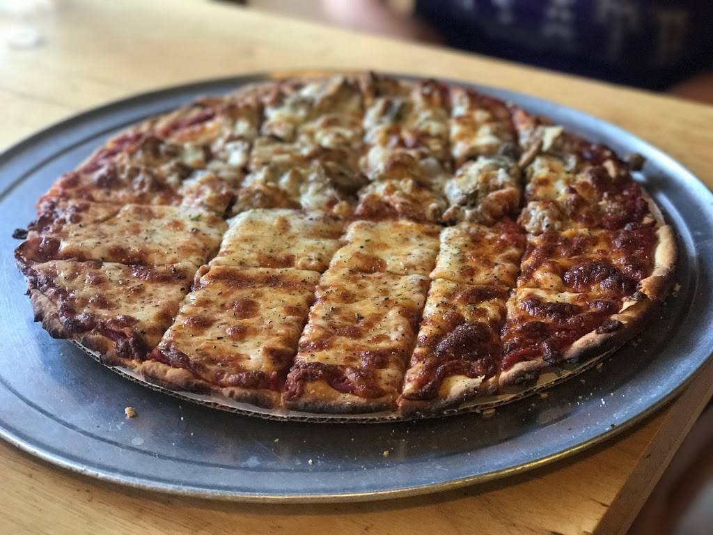 Phils Pizza | restaurant | 1102 W 35th St, Chicago, IL 60609, USA | 7735230947 OR +1 773-523-0947