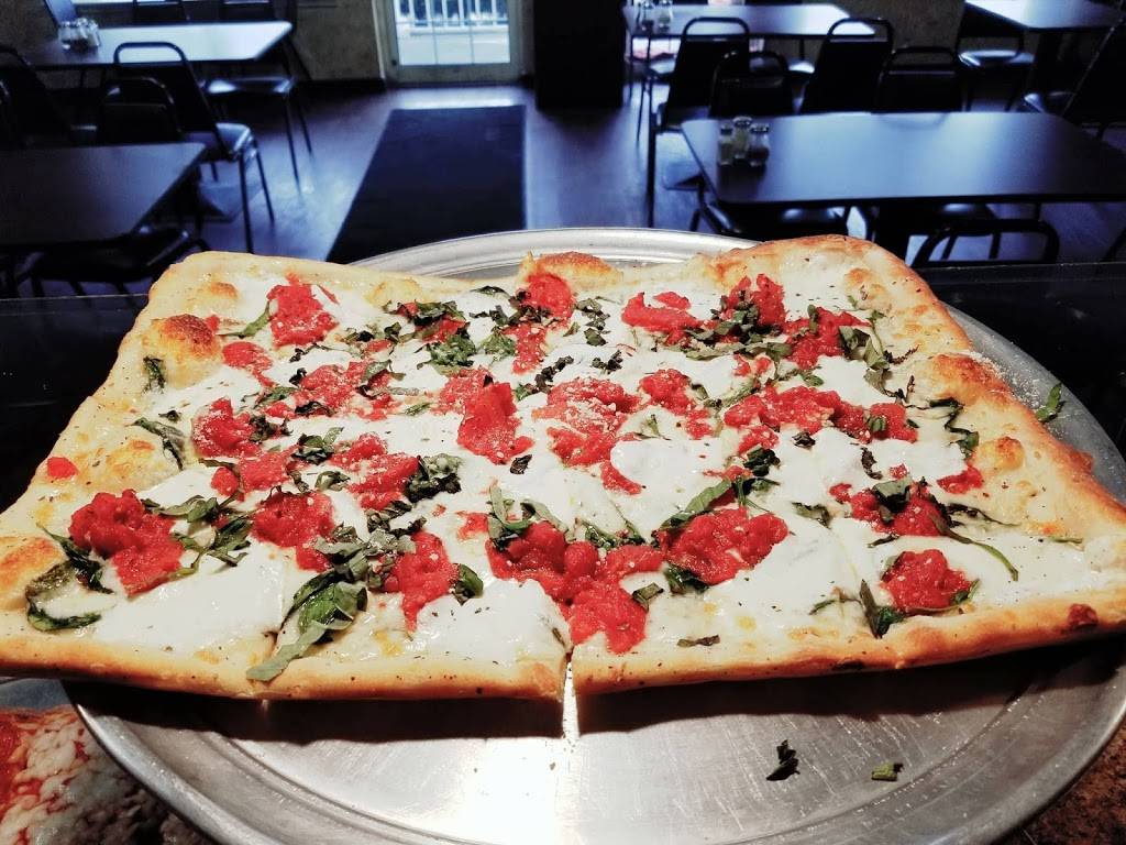 Napoli Pizza | restaurant | 4845 Belle Terre Pkwy, Palm Coast, FL 32164, USA | 3862254569 OR +1 386-225-4569