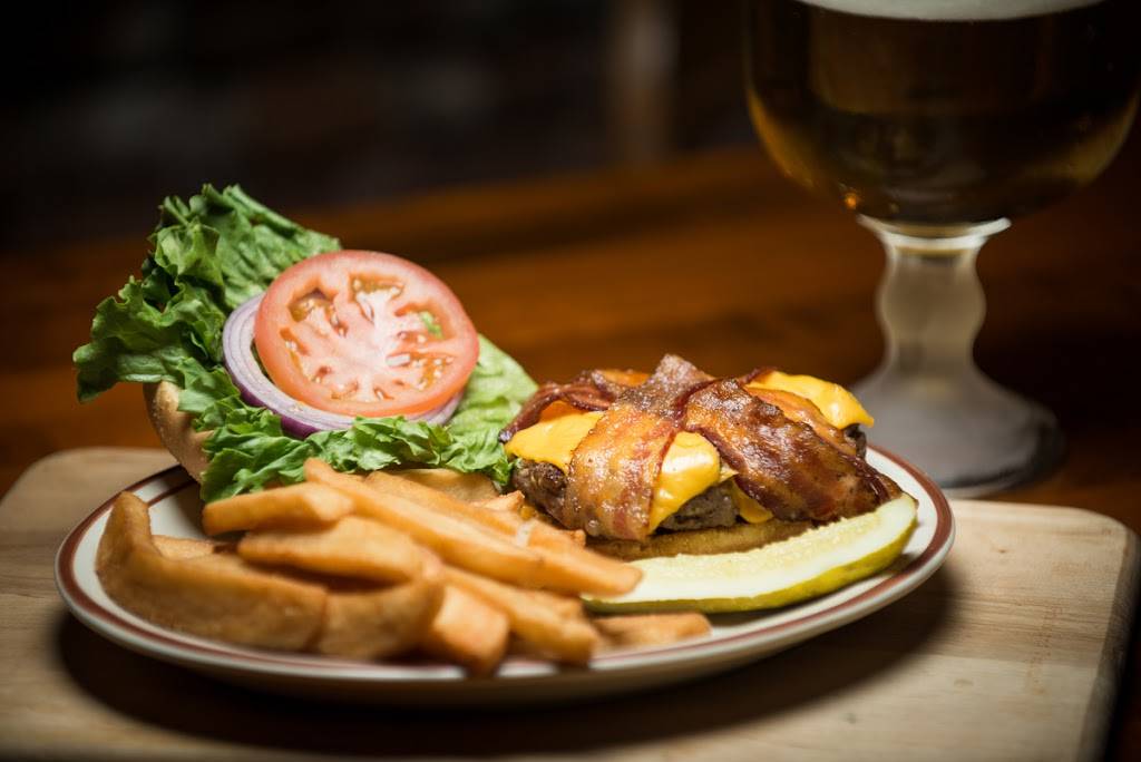 Chuck’s Steak House | restaurant | 9695 N Kings Hwy, Myrtle Beach, SC 29572, USA | 8434497611 OR +1 843-449-7611