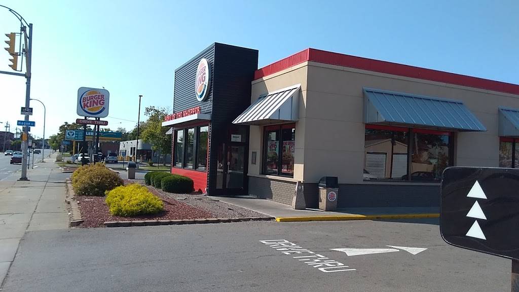 Burger King | restaurant | 560 Lyell Ave, Rochester, NY 14606, USA | 5852543080 OR +1 585-254-3080