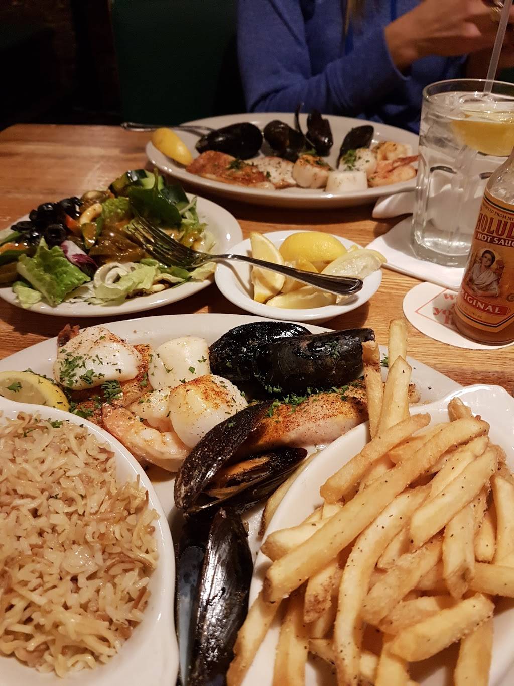 Smugglers Cove | restaurant | 2972 PA-611, Tannersville, PA 18372, USA | 5706292277 OR +1 570-629-2277