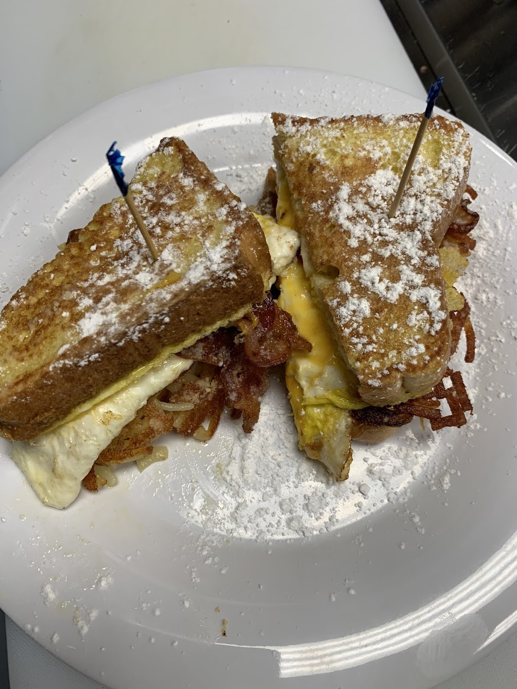 Sunrise Grill | restaurant | 24432 FL-44, Eustis, FL 32736, USA | 3525898081 OR +1 352-589-8081