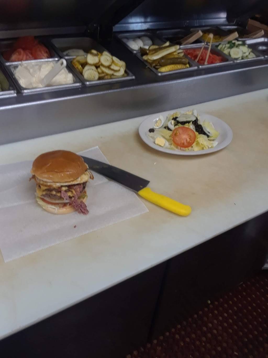 L A Coney Restaurant | restaurant | 1700 E McNichols Rd, Detroit, MI 48203, USA | 3138925552 OR +1 313-892-5552