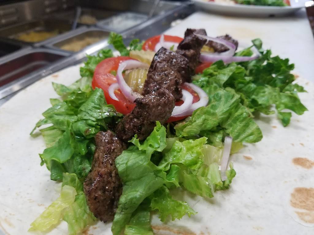 S&S Deli | restaurant | 115 E Dorset Dr, Dixon, CA 95620, USA | 7076933399 OR +1 707-693-3399