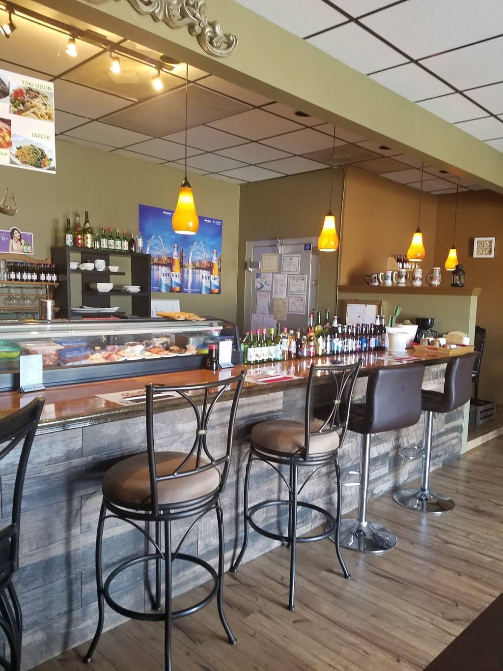 The Rice Bowl Sushi bar | restaurant | 7895 Mexico Rd, St Peters, MO 63376, USA | 6362791507 OR +1 636-279-1507