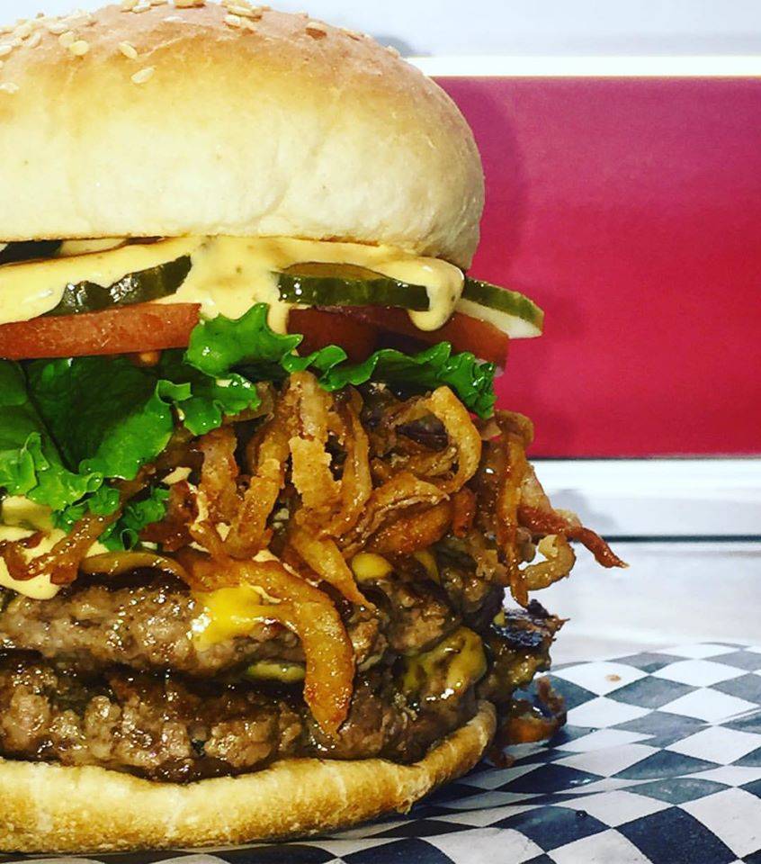 ZEAL Burgers | restaurant | 1926 Weston Rd, Toronto, ON M9N 1W4, Canada | 6473523933 OR +1 647-352-3933