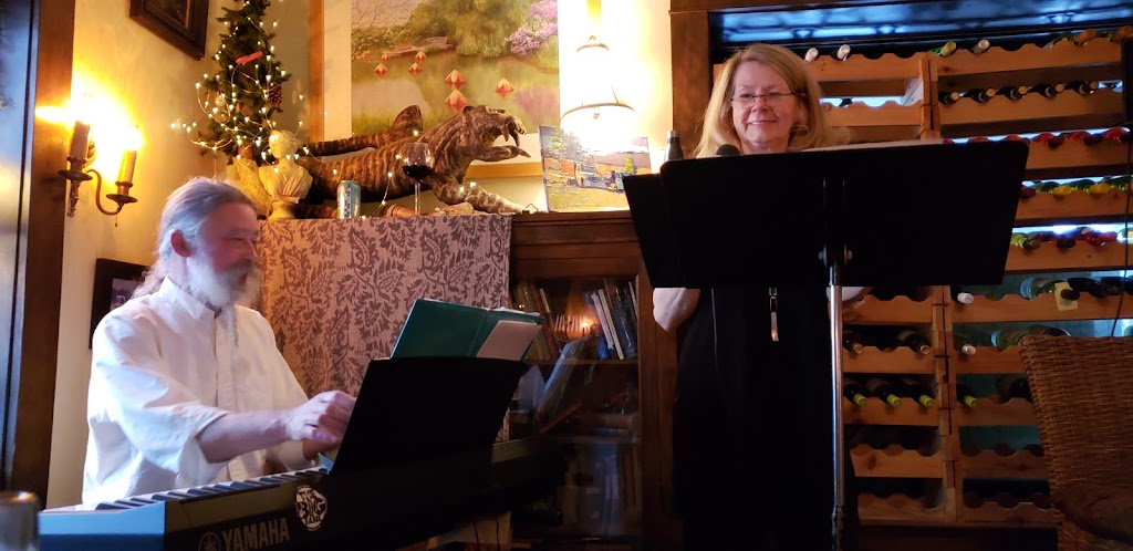 Big Easel Gallery & Bistro | restaurant | 1784 Maple Ave, Wabeno, WI 54566, USA | 7158893438 OR +1 715-889-3438