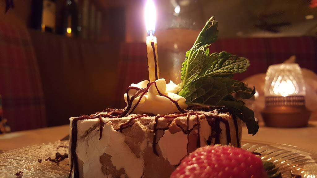 Calverts Restaurant | restaurant | 475 Highland Ave, Augusta, GA 30909, USA | 7067384514 OR +1 706-738-4514