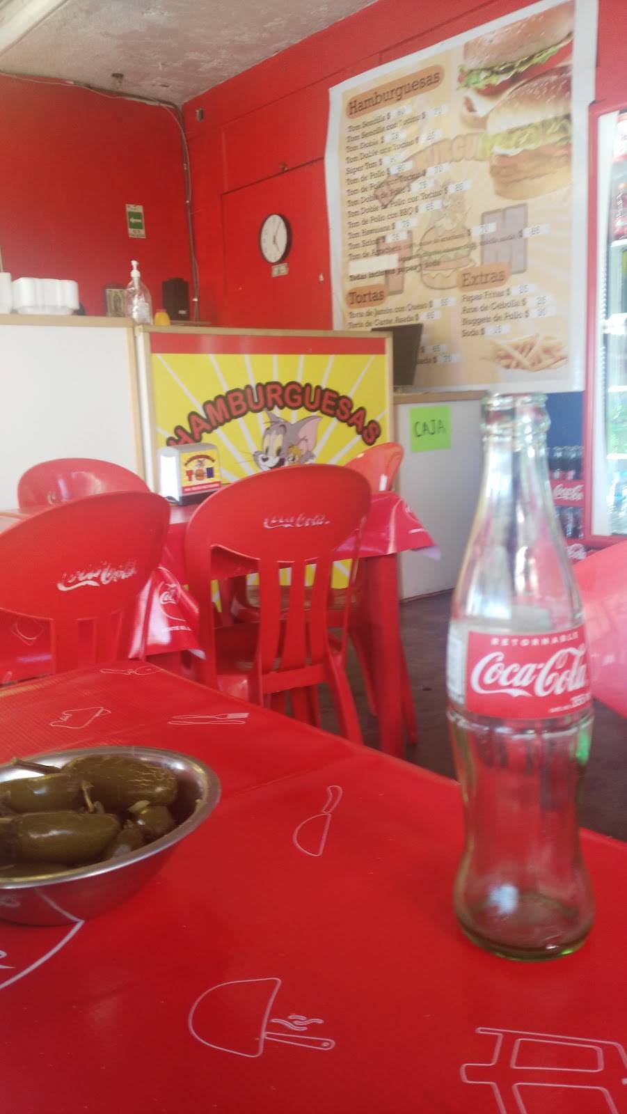 Hamburguesas Tom | restaurant | Paseo José María Morelos y Pavón 877, Industrial, 21430 Tecate, B.C., Mexico | 016651216987 OR +52 665 121 6987