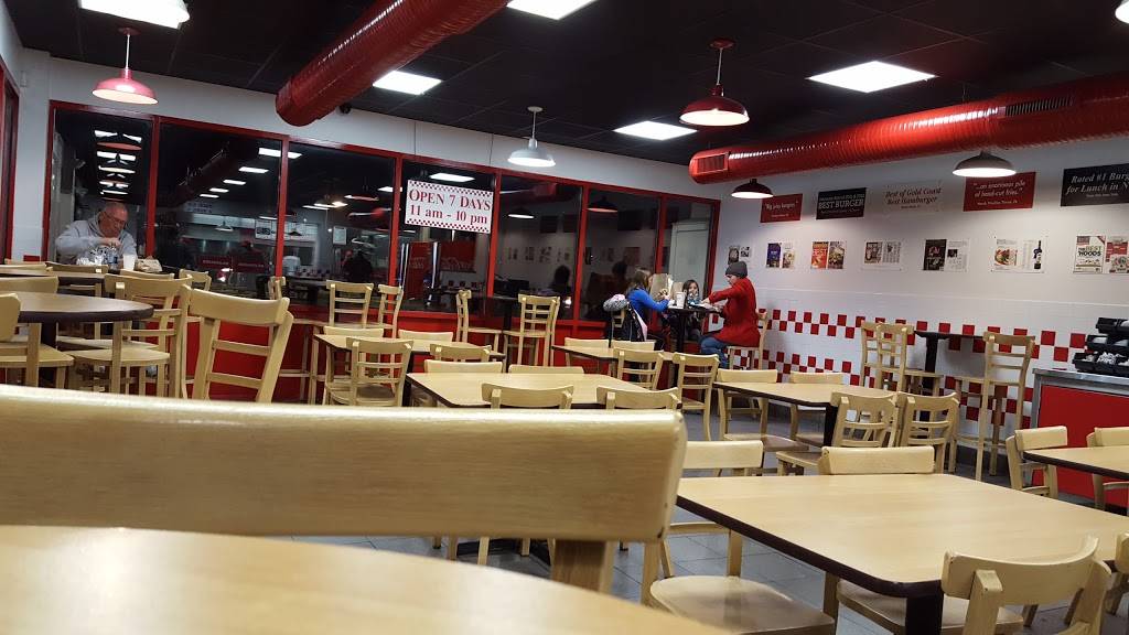 Five Guys | meal takeaway | 278 Scott Swamp Rd, Farmington, CT 06032, USA | 8606777600 OR +1 860-677-7600