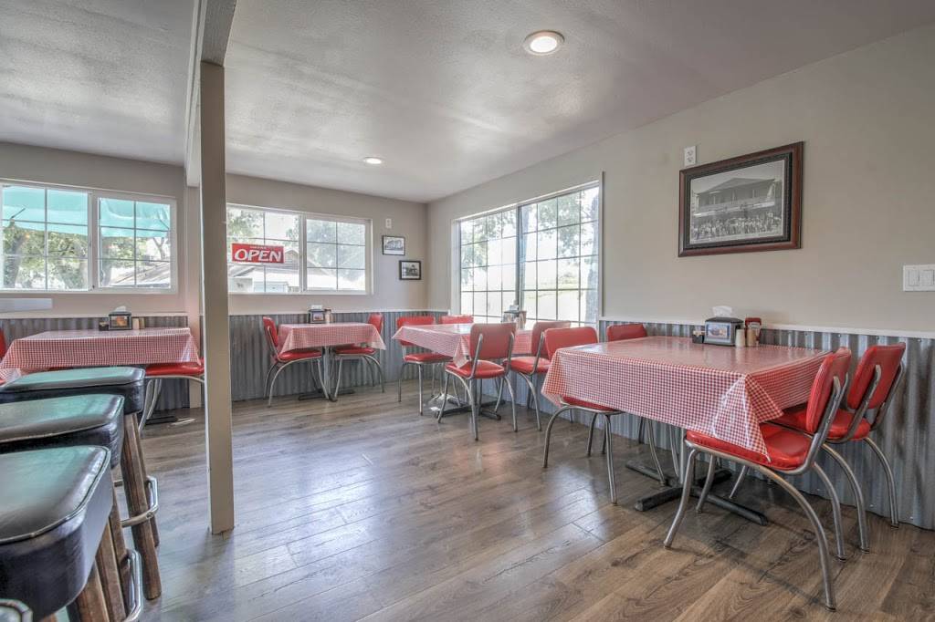 Ko-Ket Riverfront Bar & Grill | restaurant | 14174 Isleton Rd ste b, Isleton, CA 95641, USA | 9167761488 OR +1 916-776-1488