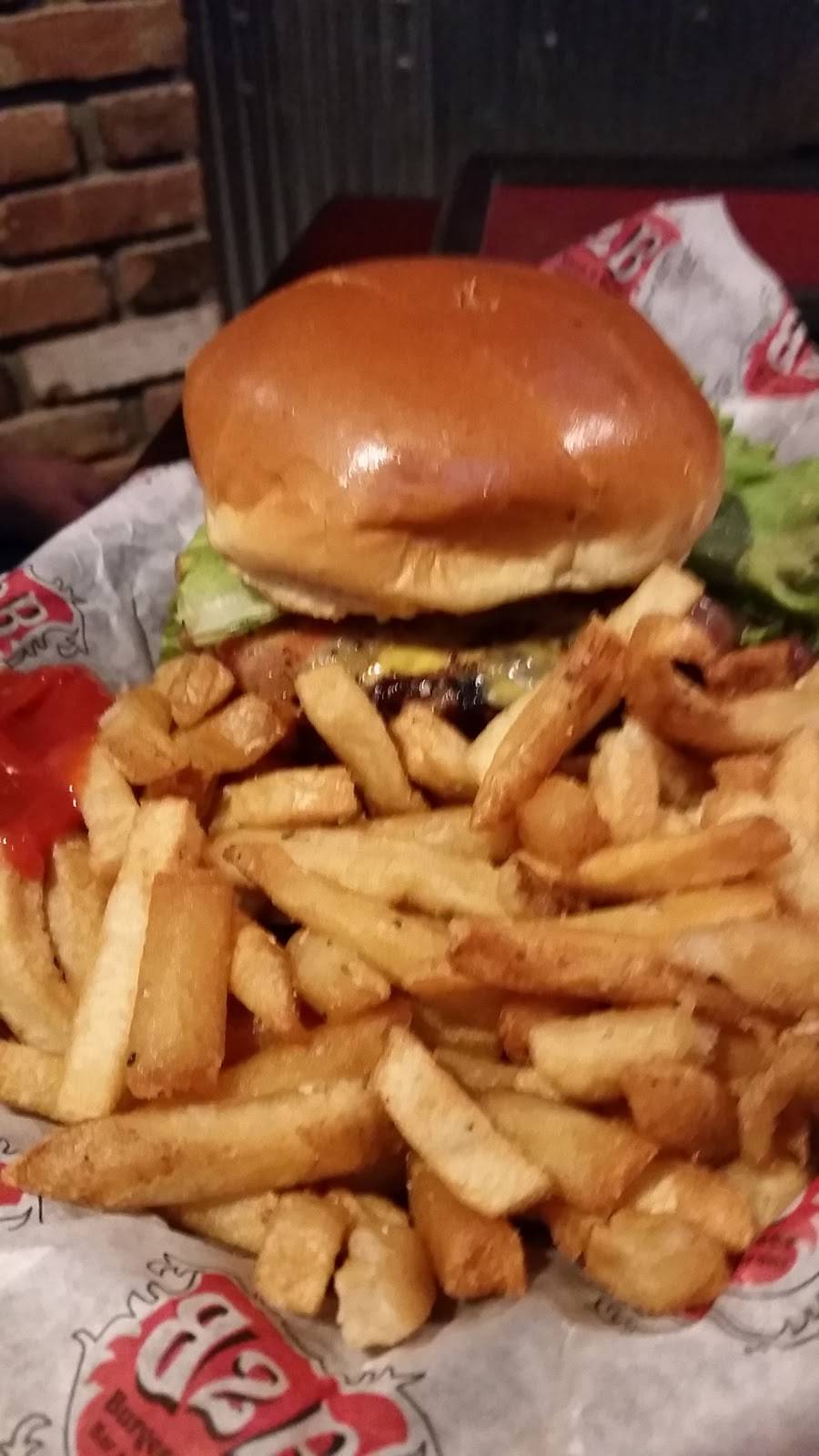 Burgers 2 Beer Solon | restaurant | 33003 Aurora Rd, Solon, OH 44139, USA | 4403492533 OR +1 440-349-2533