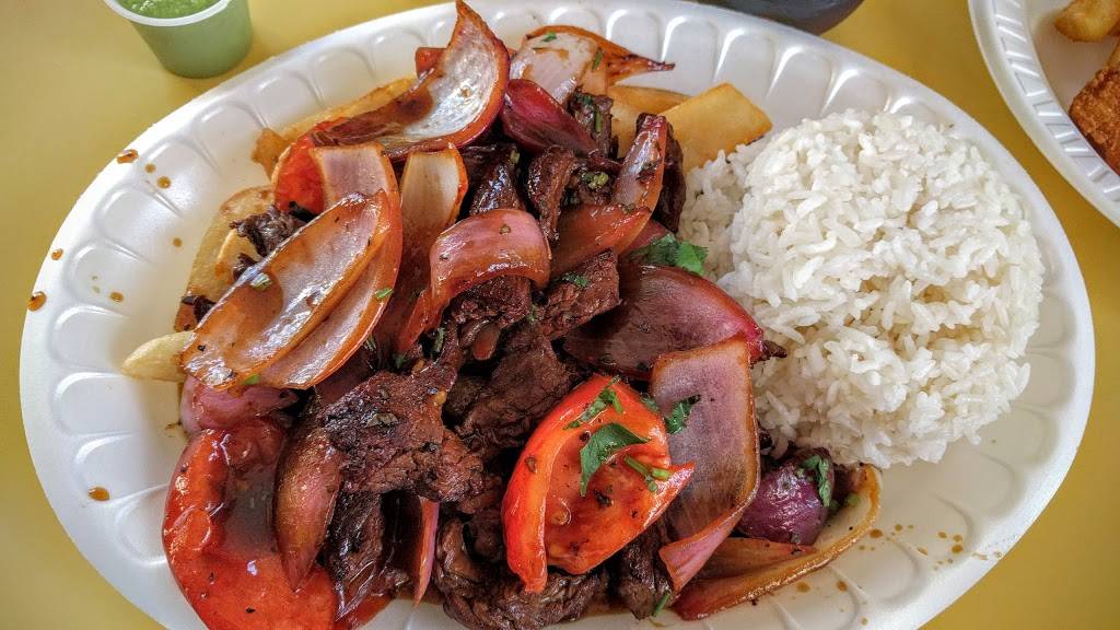 Su Pollo | restaurant | 8741 Richmond Hwy, Alexandria, VA 22309, USA | 7037996577 OR +1 703-799-6577