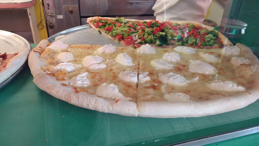 Capri II Pizzeria | restaurant | 149 Dreiser Loop, Bronx, NY 10475, USA | 7186713822 OR +1 718-671-3822