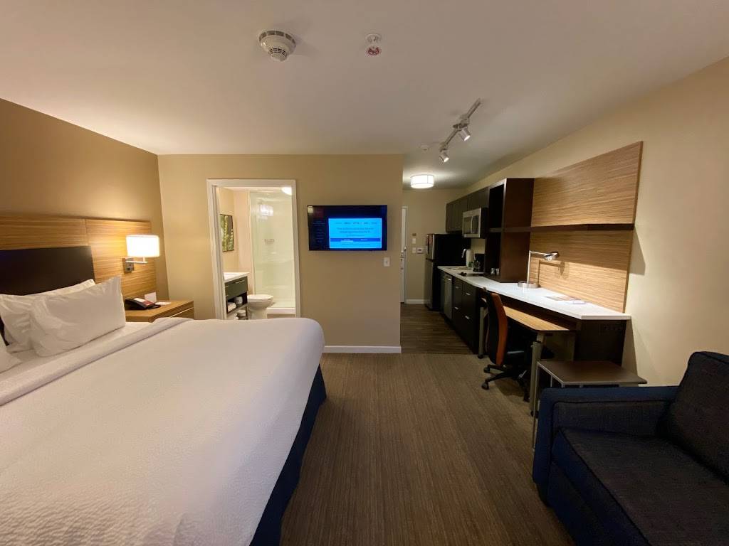 Pho Friends Restaurant | restaurant | 8904 S Tacoma Way suite #7, Lakewood, WA 98499, USA | 2533024081 OR +1 253-302-4081