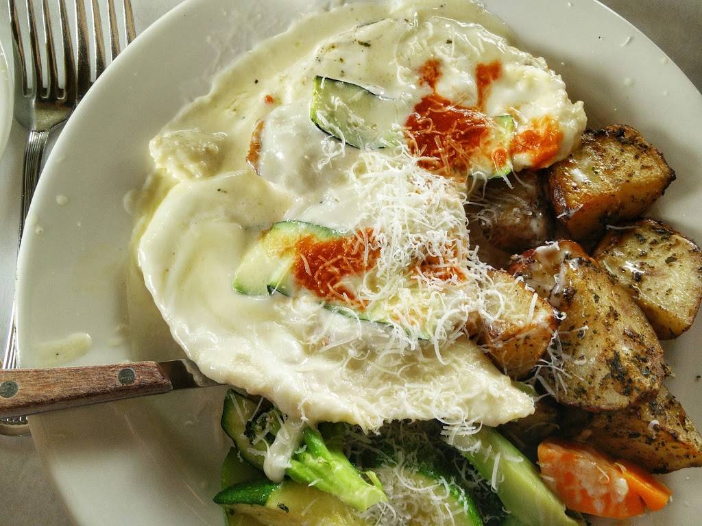 Cafe Baci | restaurant | 1636 Old Country Rd, Westbury, NY 11590, USA | 5168328888 OR +1 516-832-8888