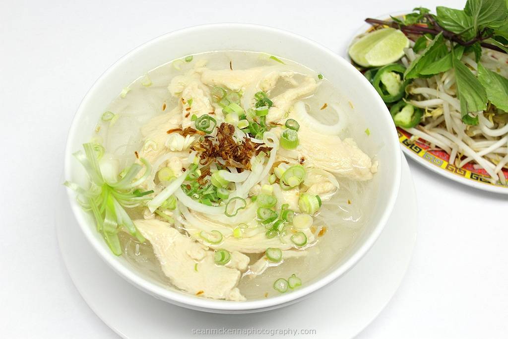 Vina Restaurant | restaurant | 756 Cleveland Ave S, St Paul, MN 55116, USA | 6516988408 OR +1 651-698-8408