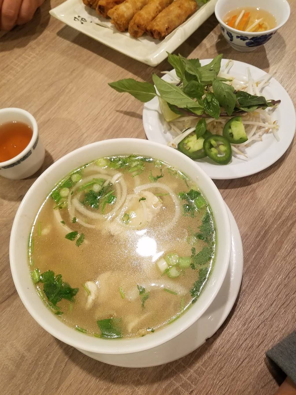 Pho Hung Vuong Restaurant | restaurant | 14182 Newport Ave, Tustin, CA 92780, USA | 7147311933 OR +1 714-731-1933