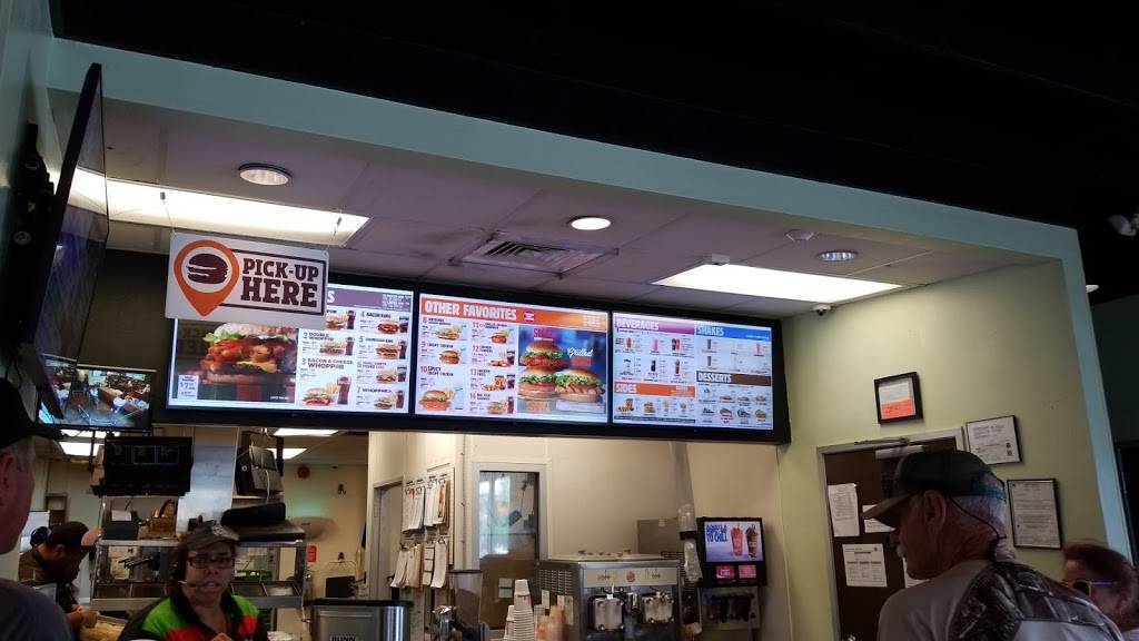 Burger King | restaurant | 184 US-17, East Palatka, FL 32131, USA | 3863261173 OR +1 386-326-1173