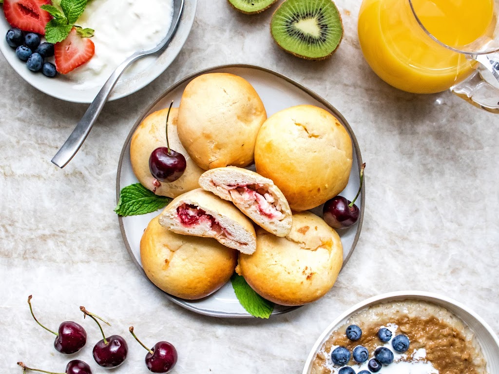 The Breakfast Rolls | bakery | 1904 Brookdale Rd, Naperville, IL 60563, USA | 3313330900 OR +1 331-333-0900