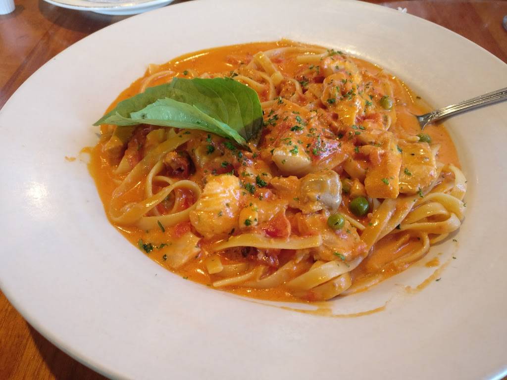 Vineyards Trattoria & Pizzeria | restaurant | 1405 Kiln Creek Pkwy, Newport News, VA 23602, USA | 7578740114 OR +1 757-874-0114