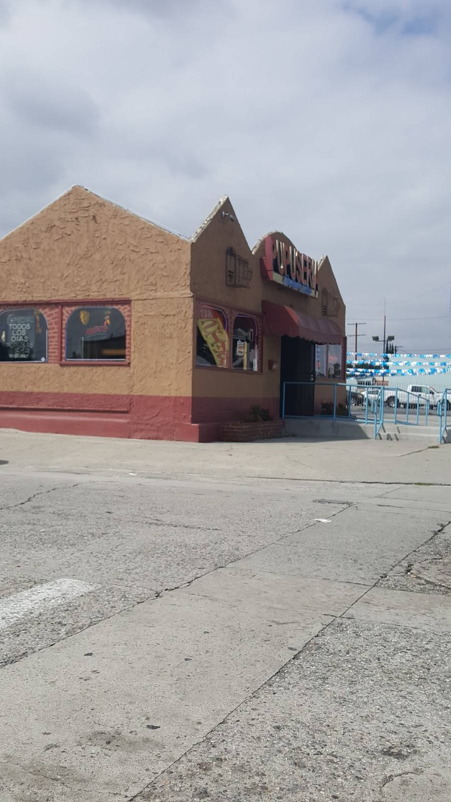 La Casita Salvadorian Grill | restaurant | 10928 Garvey Ave, El Monte, CA 91733, USA | 6262791343 OR +1 626-279-1343