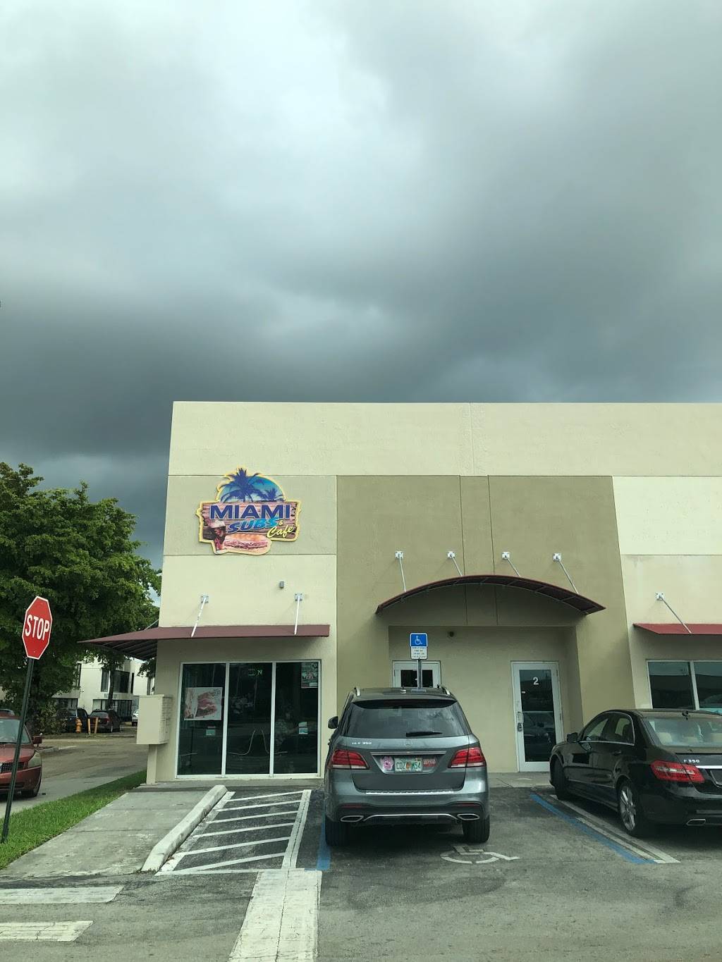 Miami Subs | restaurant | 4905 NW 72nd Ave, Miami, FL 33166, USA | 7867033675 OR +1 786-703-3675