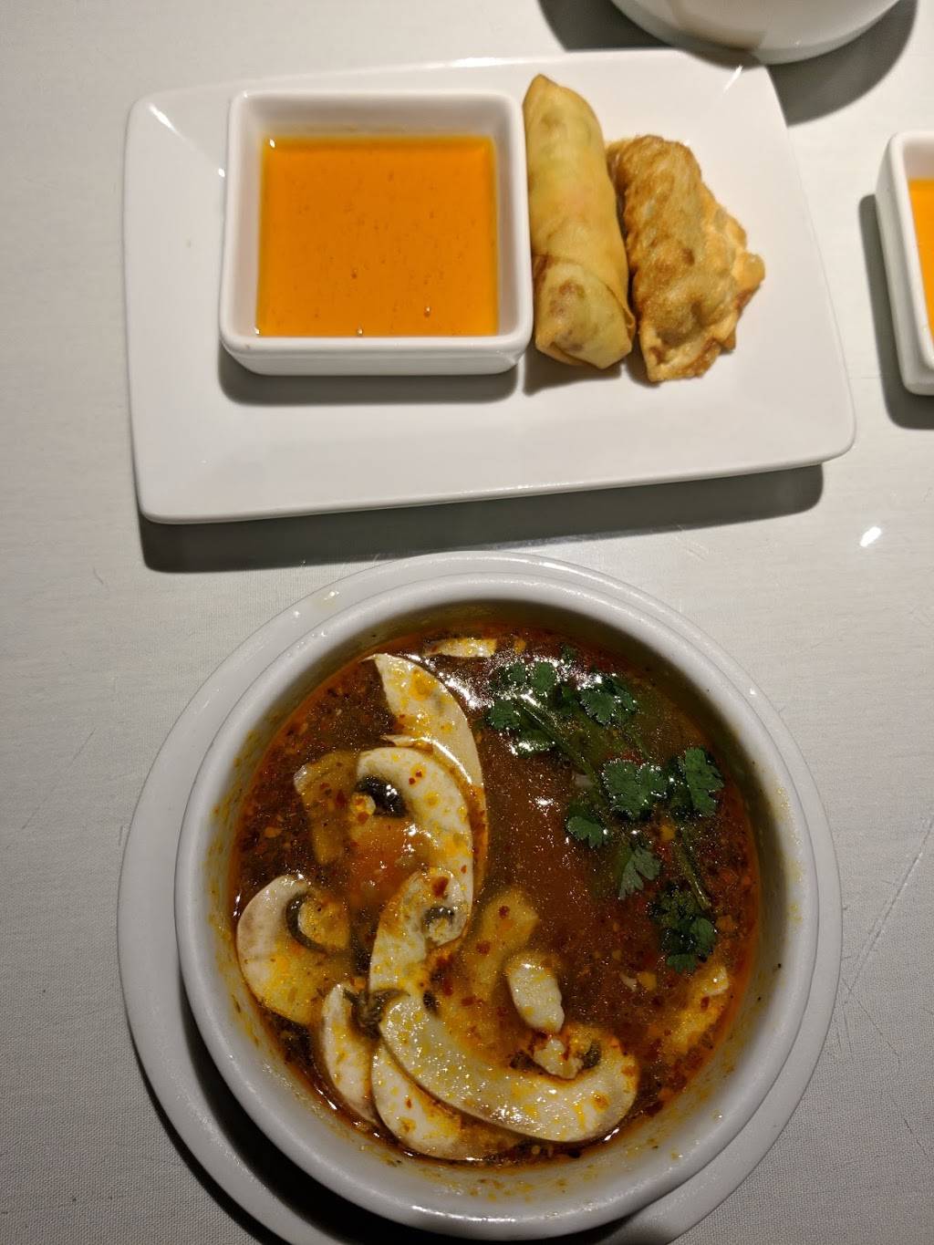 Lanta Thai Fusion | restaurant | 724 E Katella Ave, Orange, CA 92867, USA | 7145324922 OR +1 714-532-4922