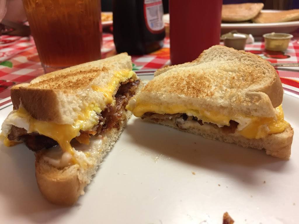 Mamas Kountry Kooking | restaurant | 518 John C Calhoun Dr, Orangeburg, SC 29115, USA | 8035168500 OR +1 803-516-8500